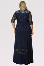 Sheath/Column Scoop Neck Lace Plus Size Prom Dress with 1/2 Sleeves
