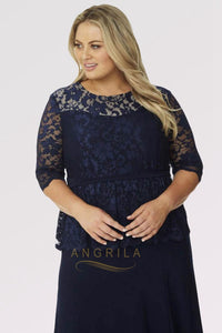 Sheath/Column Scoop Neck Lace Plus Size Prom Dress with 1/2 Sleeves