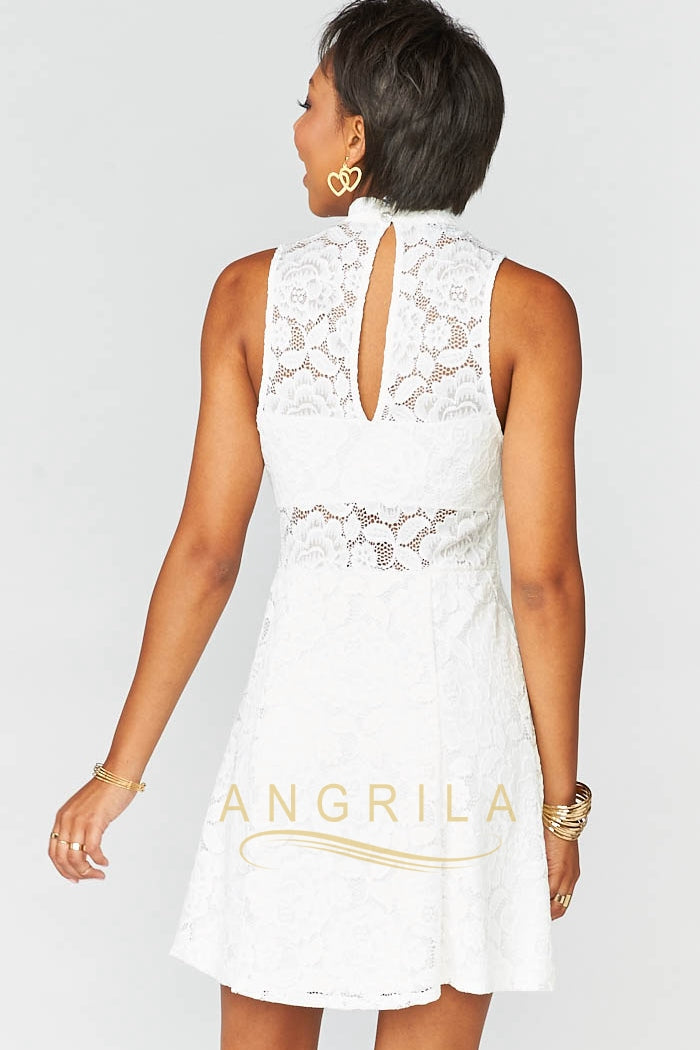 Sheath/Column High Neck Lace Short Cocktail Dresses Secondary image