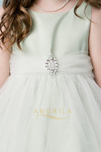 A-Line/Princess Scoop Neck Tulle Flower Girl Dress with Bow(s)