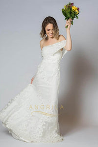 Sheath/Column Sweep Train Off-the-Shoulder Lace Boho Wedding Dress