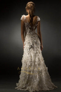 Trumpet/Mermaid Scoop Neck Wedding Dress with Appliques Lace