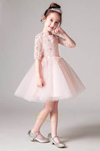 Ball-Gown Scoop Neck  Tulle Flower Girl Dress with Flower(s)