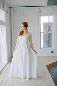 Sheath/Column V-neck Simple Wedding Dress with Long Sleeves