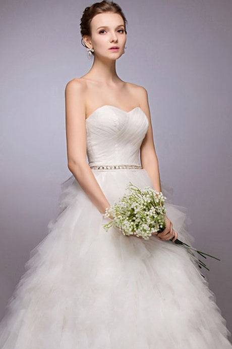 Ball-Gown Sweetheart Court Train Wedding Dress with Ruffle