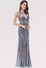 Sequined Sheath/Column V-neck Long Prom Dress with Sequins