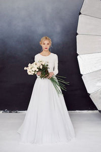 Scoop Neck Court Train Lace Wedding Dress with Long Sleeves