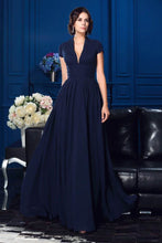 A-Line Chiffon Deep V-Neck Mother of the Bride Dresses with Short Sleeves