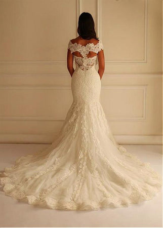 Trumpet/Mermaid Off-the-shoulder Lace Appliques Long Wedding Dress with Court Train