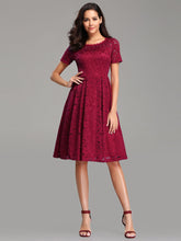 Burgundy A-Line/Princess Lace Short Bridesmaids Dresses