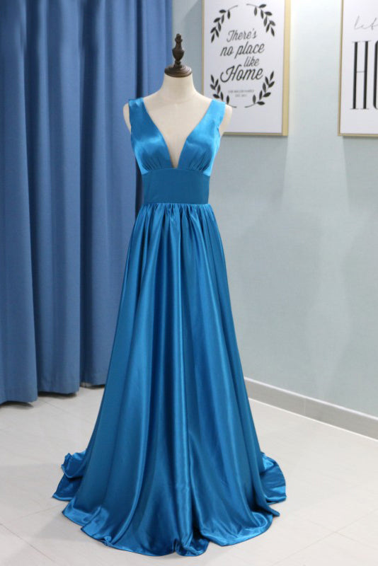 Blue V-Back Plunging Stretch Satin A-Line Bridesmaid Dress with Train