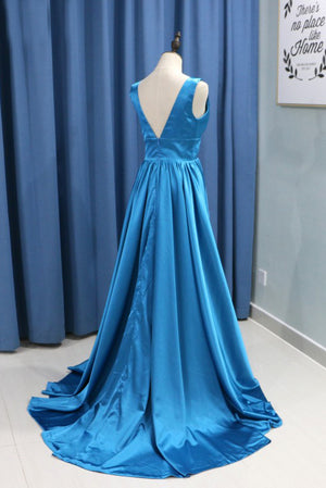 Blue V-Back Plunging Stretch Satin A-Line Bridesmaid Dress with Train