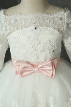 Lace Long Sleeves Flower Girl Dresses with Bow(s)