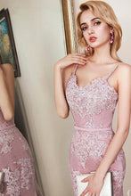 Spaghetti Straps Lace Sweep Train Sleeveless Prom Dresses