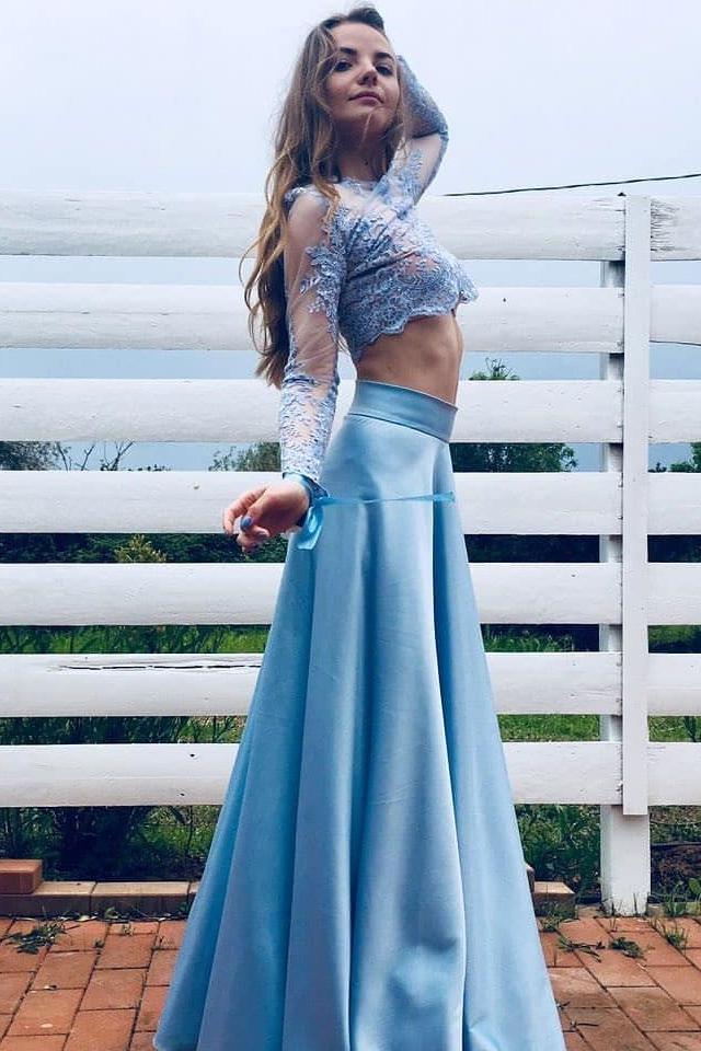 Elegant Lace Long Sleeves Floor-Length Prom Dresses