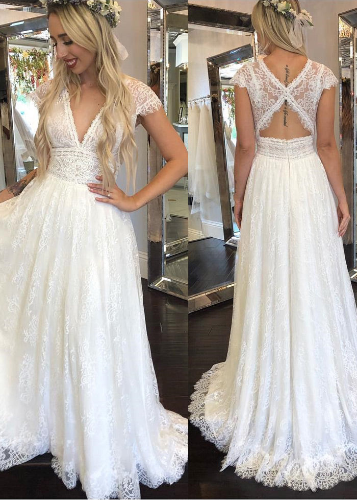 Lace Sleeveless V-neck Floor-Length Wedding Dress