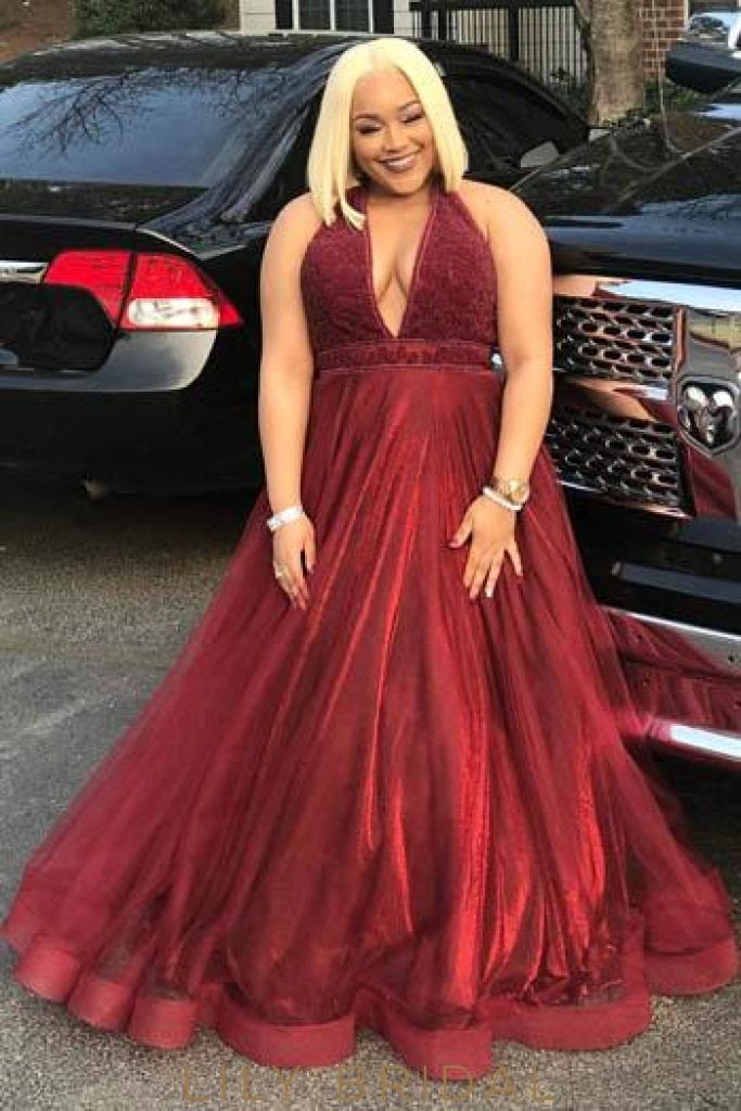 Plunging Tulle Ball Gown Prom Dress with Train