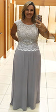 Sleeveless Lace Chiffon Mother of the Bride Dresses