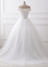 A-Line/Princess Tulle Off-the-Shoulder Appliques Lace Wedding Dresses