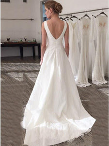 Floor-Length Sleeveless Sweep Train Wedding Dress