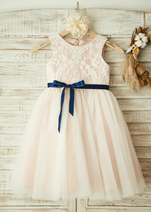 A-Line/Princess Scoop Neck  Lace Flower Girl Dresses