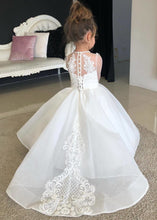 White Scoop Neck  Appliques Lace Flower Girl Dresse