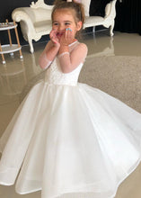 White Scoop Neck  Appliques Lace Flower Girl Dresse