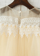 Tulle  Scoop Neck Flower Girl Dresses
