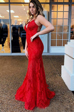 Red Sweep Train Lace Trumpet/Mermaid Prom Dresses