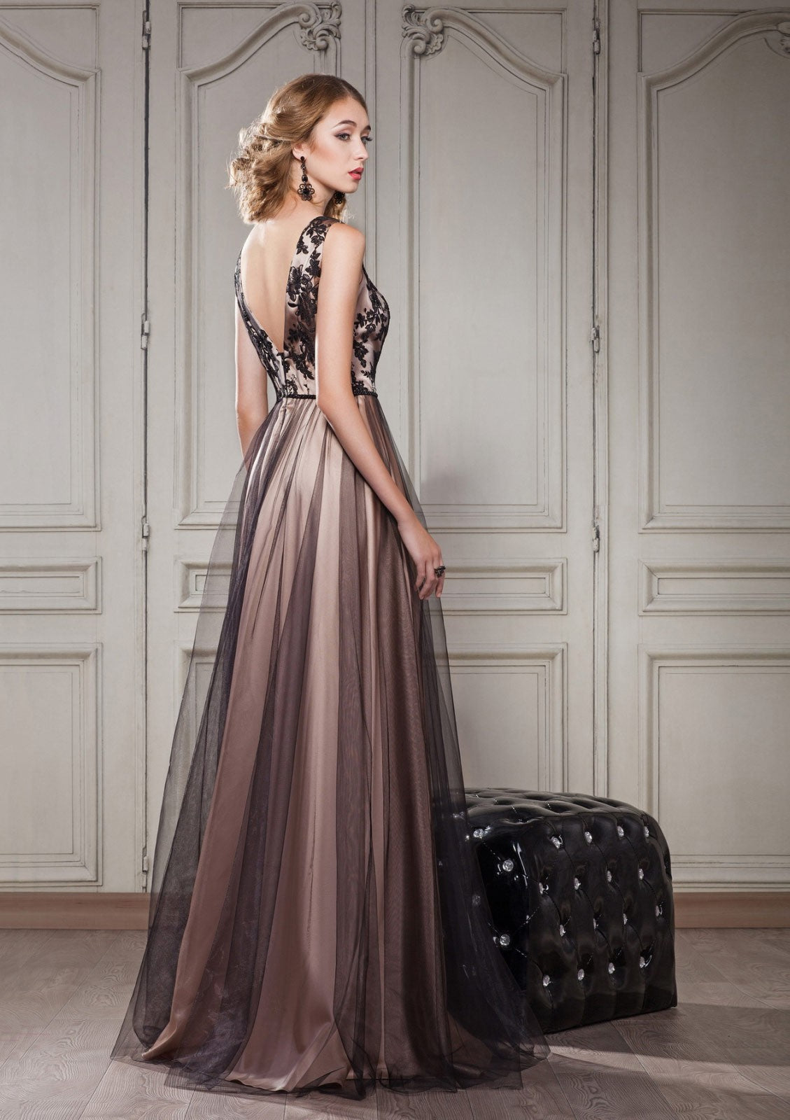 A-Line/Princess Scoop Neck Lace Prom Dresses