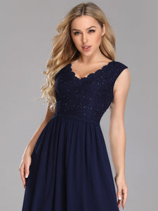 Sleeveless Lace Beading V-neck Prom Dresses