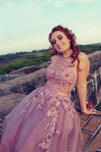 Halter Open Back  Tulle Appliques Lace Prom Dresses
