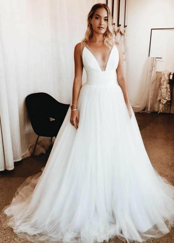 New! A-Line/Princess V-neck Spaghetti Straps Tulle Wedding Dresses