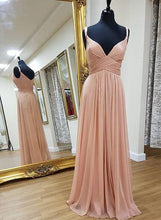 Chiffon Sleeveless V-neck Prom Dresses
