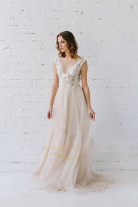 V-Neck Lace Applique Long Bridal Wedding Dresses