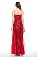 Spaghetti Straps Sleeveless Sheath/Column Long Sequined Evening Dresses