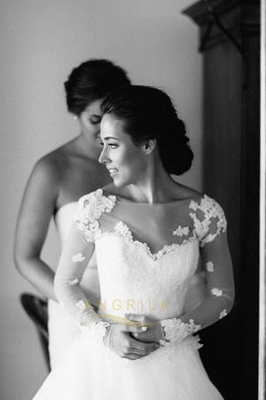 Elegant  A-line/Princess Lace Applique Long Sleeved Wedding Dresses