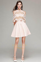 A-Line Classy Lace Jewel Neckline Short Homecoming Dresses