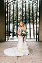 Elegant Off-the-Shoulder Beaded Lace Court Train Wedding Dresses
