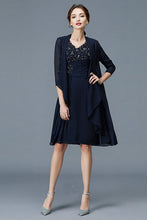 V-neck Chiffon Knee-Length Mother of the Bride Dresses (Jacket included)