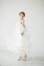 A-line Spaghetti Straps V-neck Long Maternity Wedding Dresses