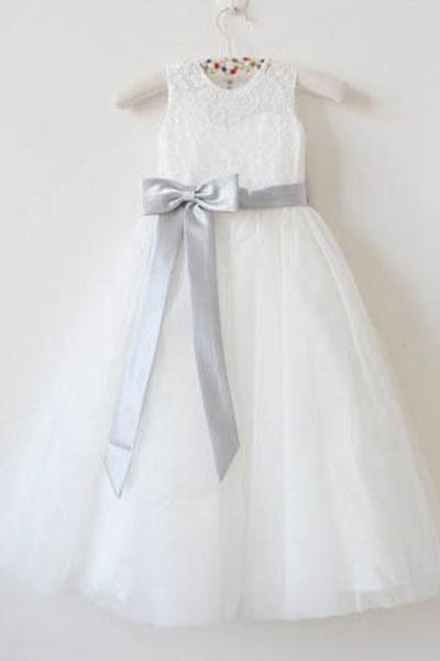 A-line Scoop Lace and Tulle Flower Girl Dresses with Bow(s)