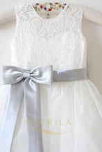 A-line Scoop Lace and Tulle Flower Girl Dresses with Bow(s)