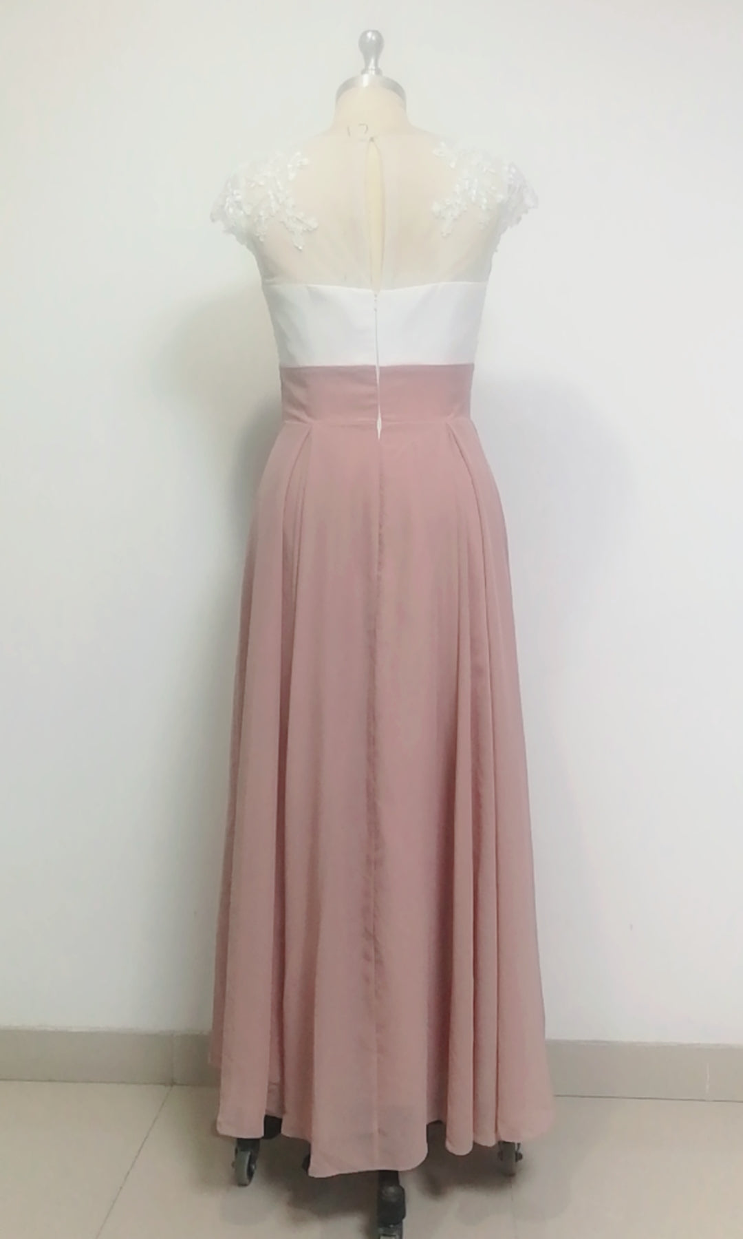 A-line V-neck Cap Sleeves Tea-length Chiffon Lace Mother of the Bride Dresses Secondary image