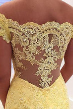 A-line/Princess Off-the-Shoulder Sweep Train Lace Prom Dresses