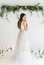 Bohemian A-line V-neck Floor-length Tulle Wedding Dresses