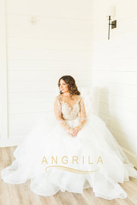 Plus Size Wedding Dresses with Lace Applique and Long Sleeves