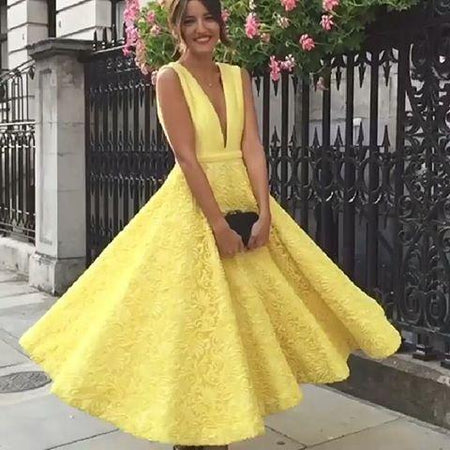 Elegant Lace A-Line Deep V-Neck Homecoming Dresses