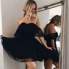 A-Line Off-the-Shoulder Short Pearl Pink Lace Homecoming Dresses